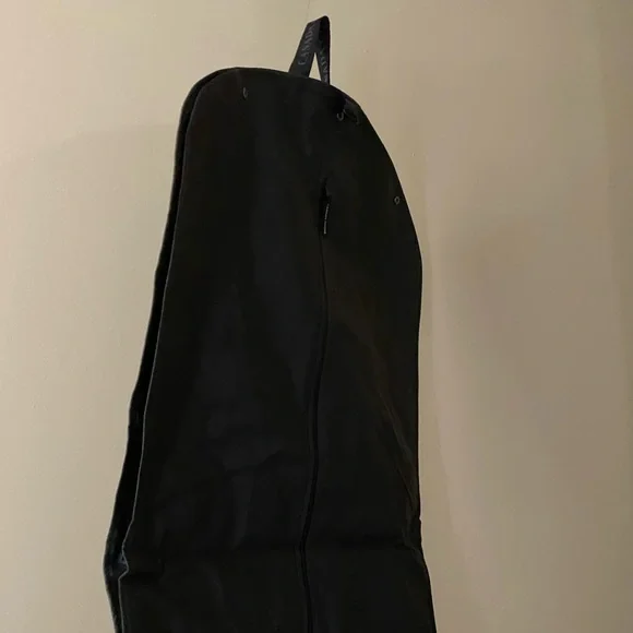 Canada Goose Garment Bag - Picture 5 of 8